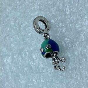 Pandora, “ Jellyfish “ S925Ale Charm 792704C01 P33-9